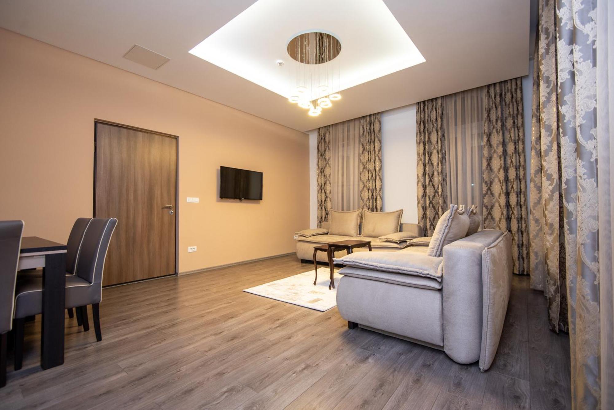 Main Street Suites Сараево Екстериор снимка