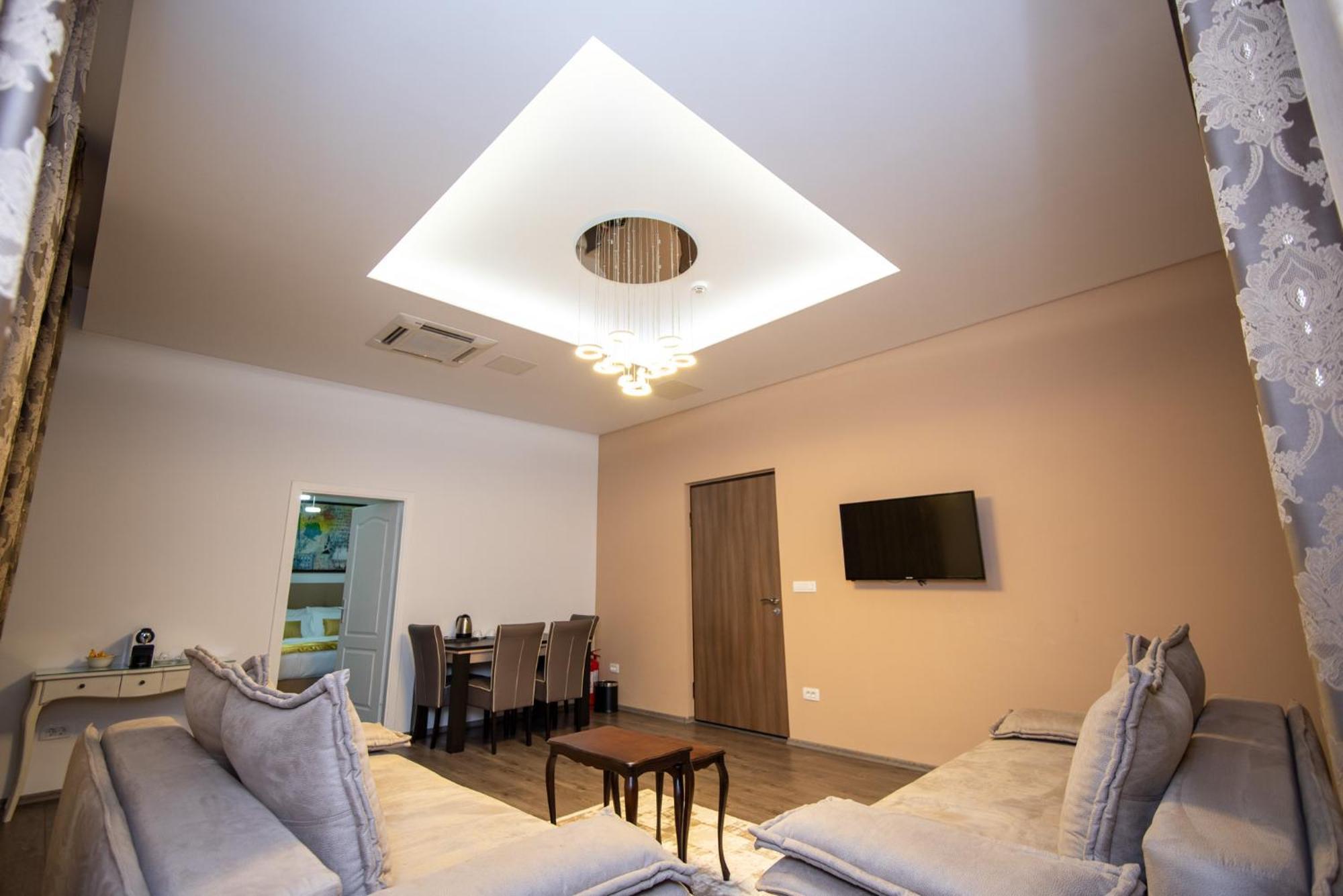 Main Street Suites Сараево Екстериор снимка
